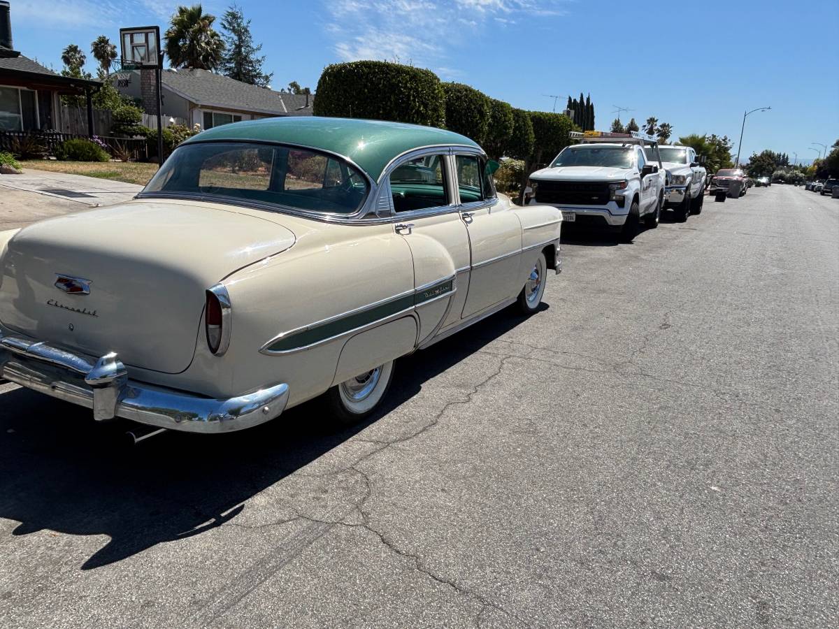 Chevrolet-bel-air-1954-13