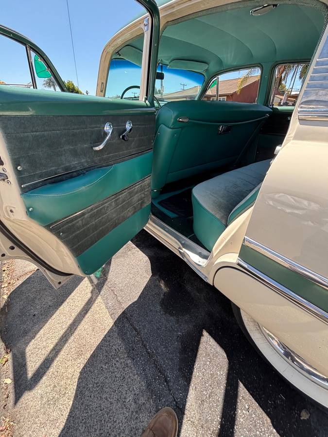 Chevrolet-bel-air-1954-8