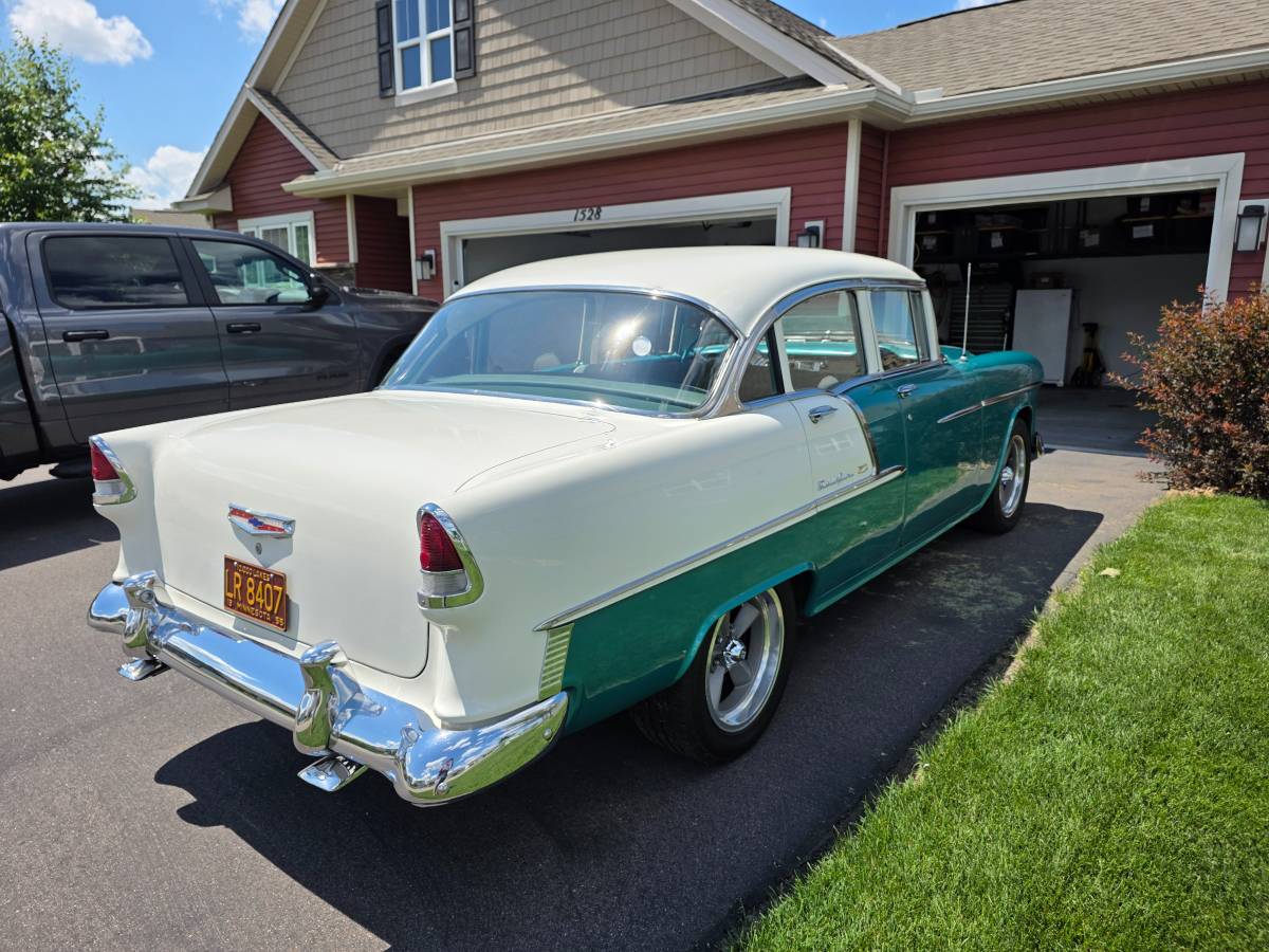 Chevrolet-bel-air-1955-green-7