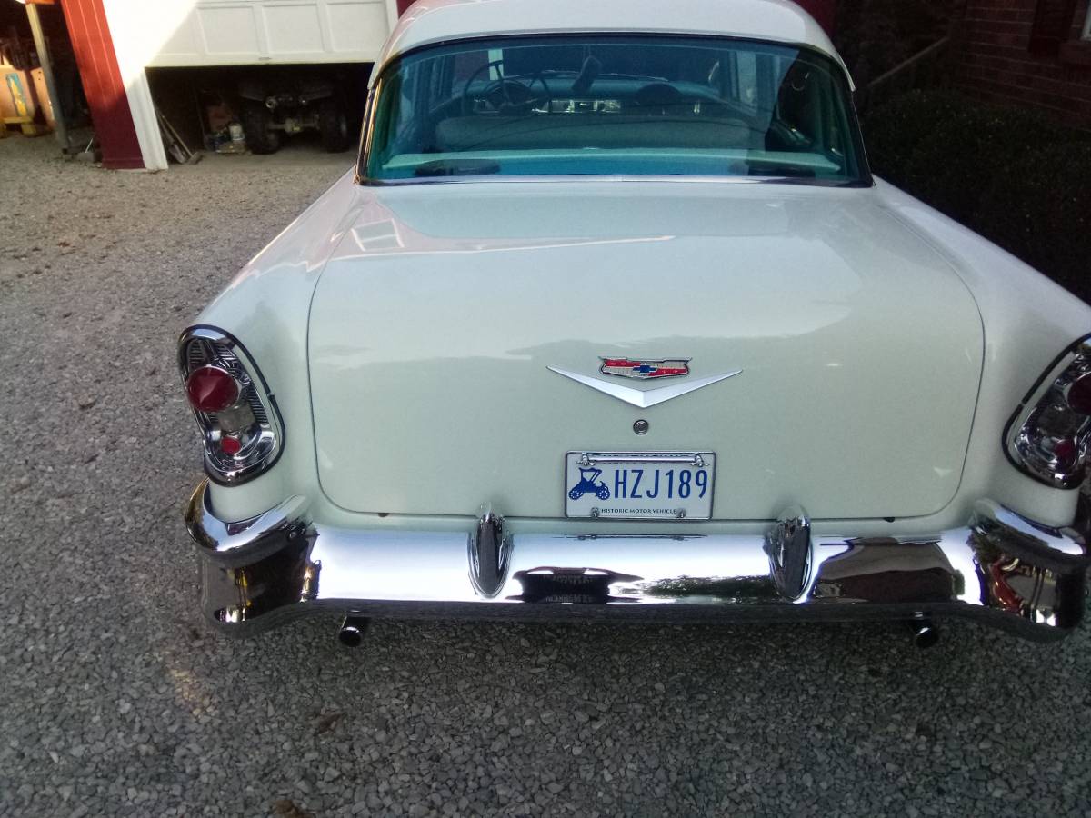 Chevrolet-bel-air-1956-blue-4