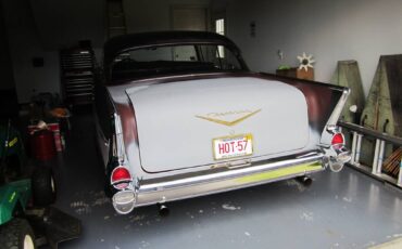 Chevrolet-bel-air-1957-3