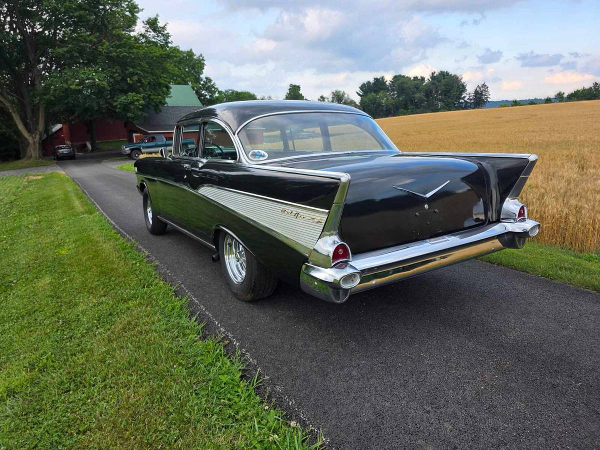 Chevrolet-bel-air-1957-black-16