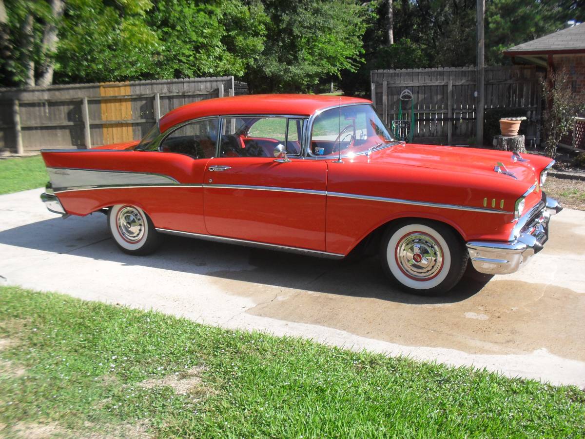 Chevrolet-bel-air-1957-red-2
