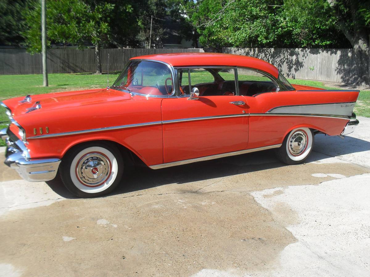 Chevrolet-bel-air-1957-red-3