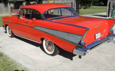 Chevrolet-bel-air-1957-red-4