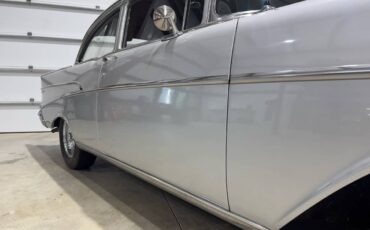 Chevrolet-bel-air-1957-silver-10