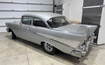 Chevrolet-bel-air-1957-silver-3