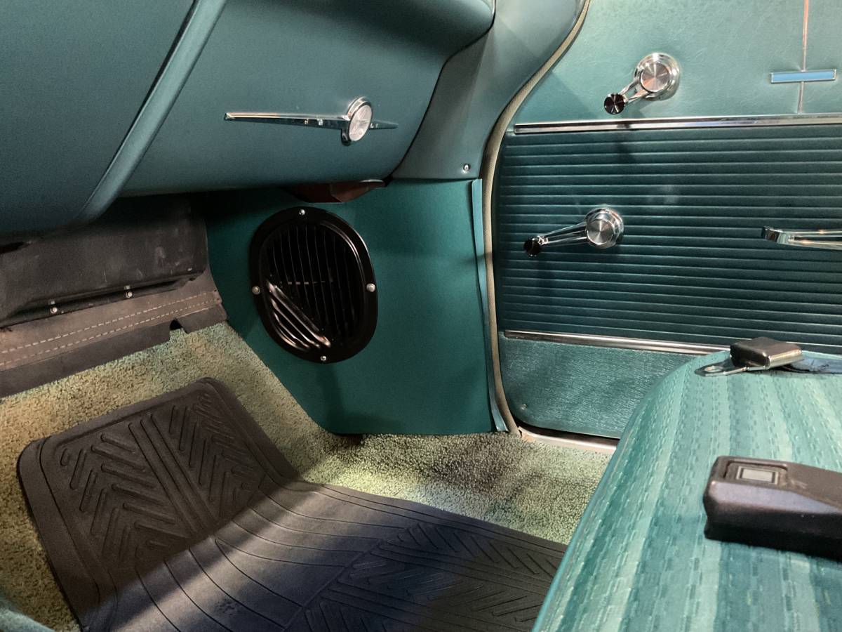 Chevrolet-bel-air-1962-blue-16