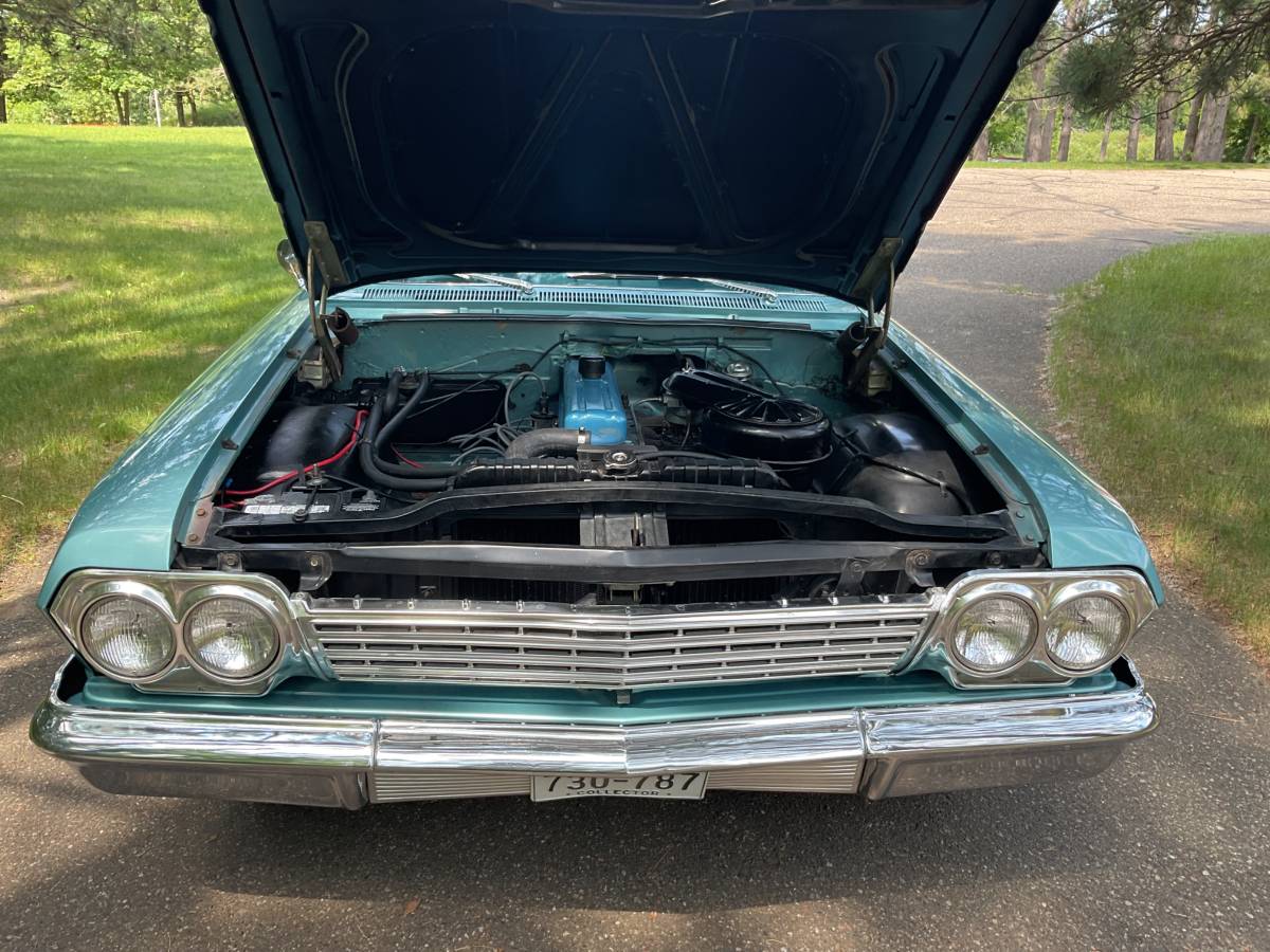 Chevrolet-bel-air-1962-blue-17