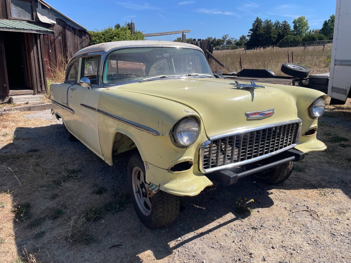 Chevrolet-bel-air-2-dr-1955-yellow-1