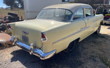 Chevrolet-bel-air-2-dr-1955-yellow
