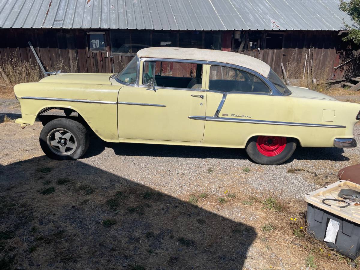 Chevrolet-bel-air-2-dr-1955-yellow-5