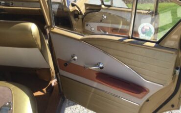 Chevrolet-bel-air-4-door-sedan-1958-custom-9