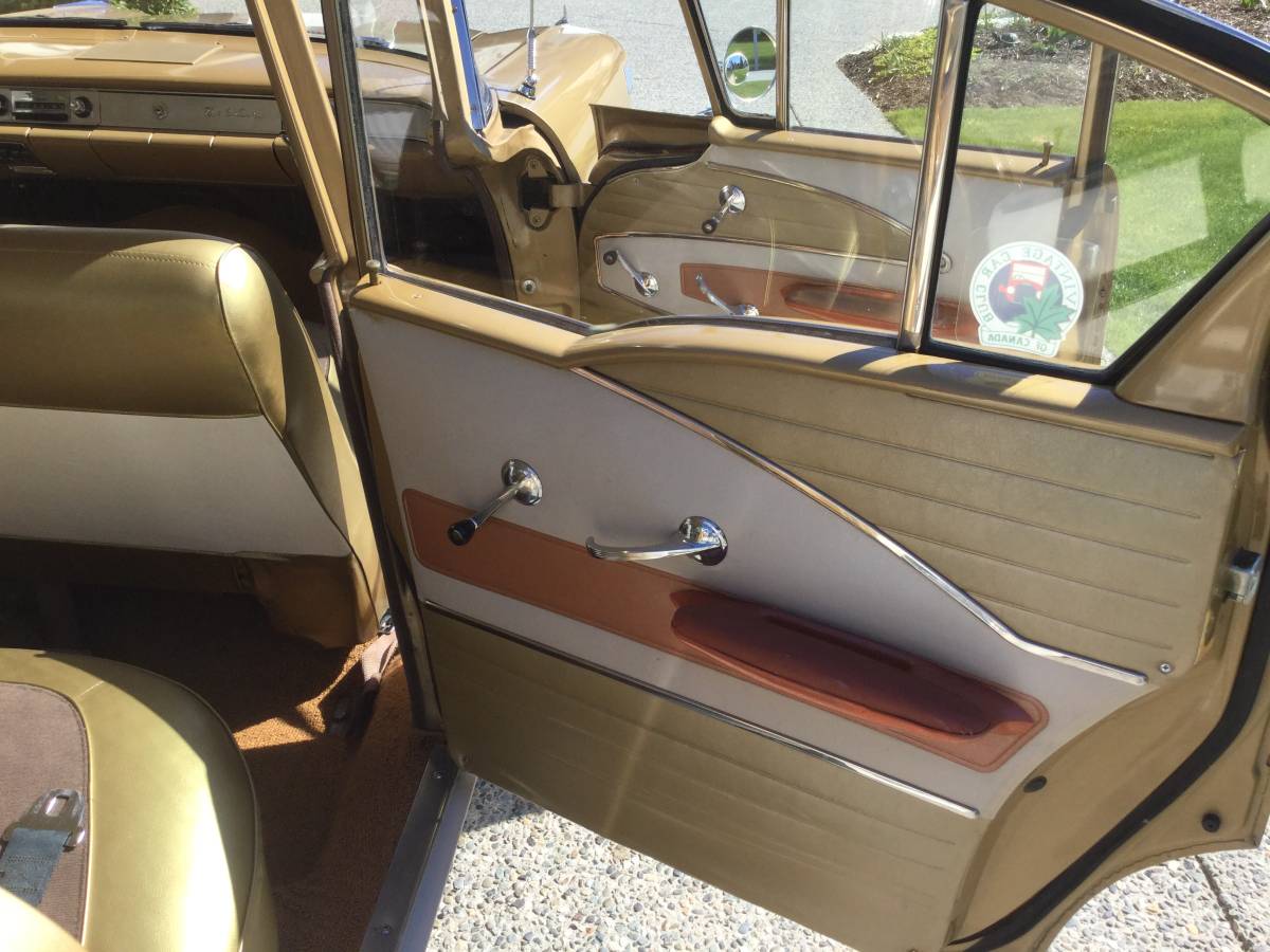 Chevrolet-bel-air-4-door-sedan-1958-custom-9