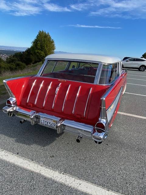 Chevrolet-bel-air-nomad-1957-red-7