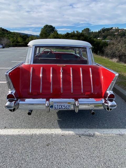 Chevrolet-bel-air-nomad-1957-red-9