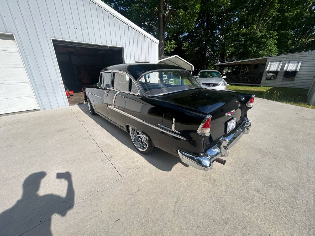 Chevrolet-belair-1955-black-13