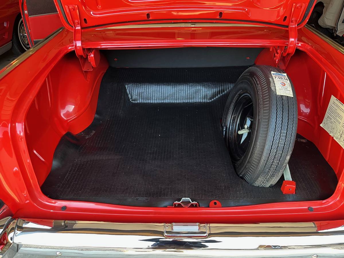 Chevrolet-belair-1957-red-15
