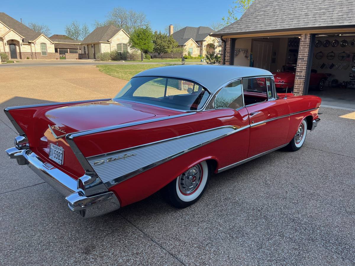 Chevrolet-belair-1957-red-2