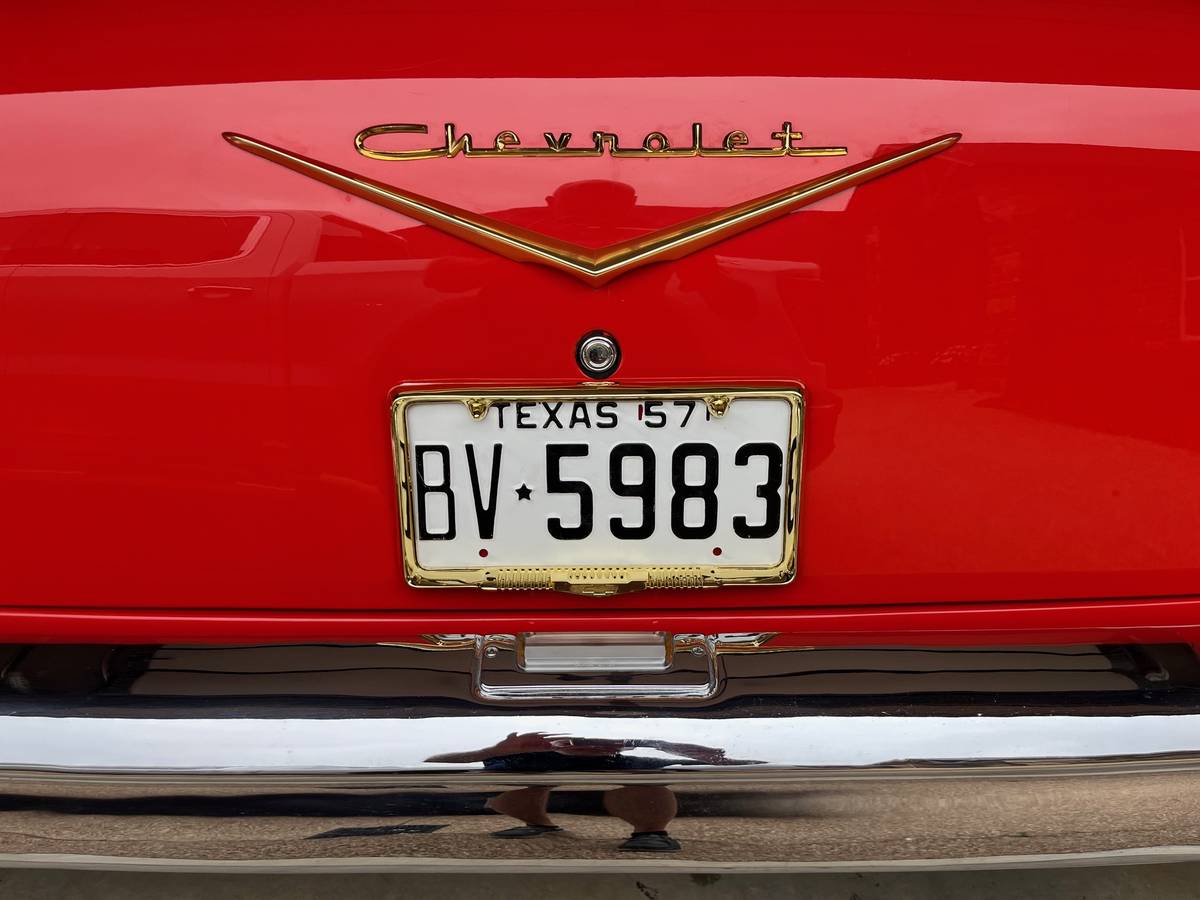 Chevrolet-belair-1957-red-22