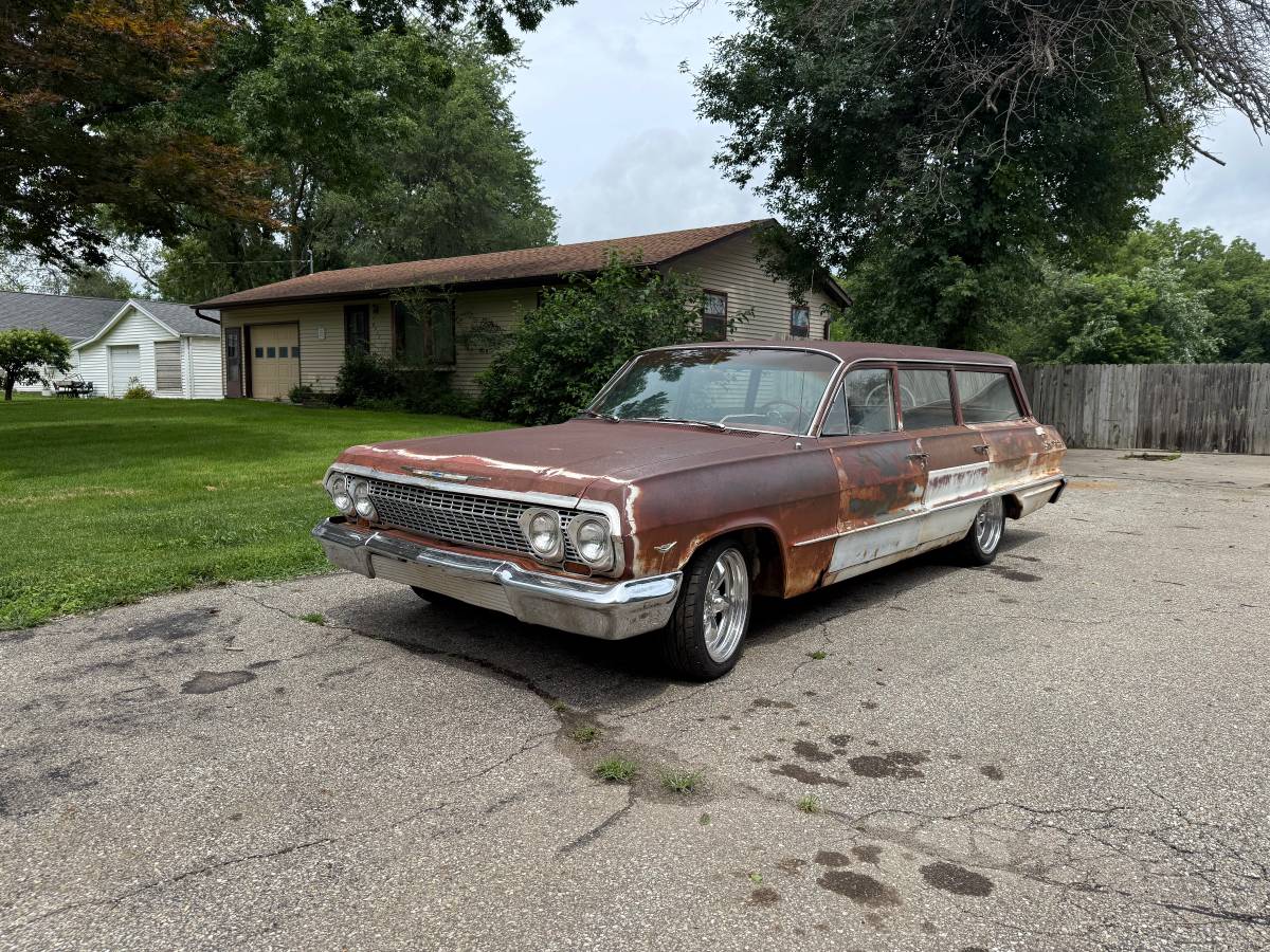 Chevrolet-belair-station-wagon-1963