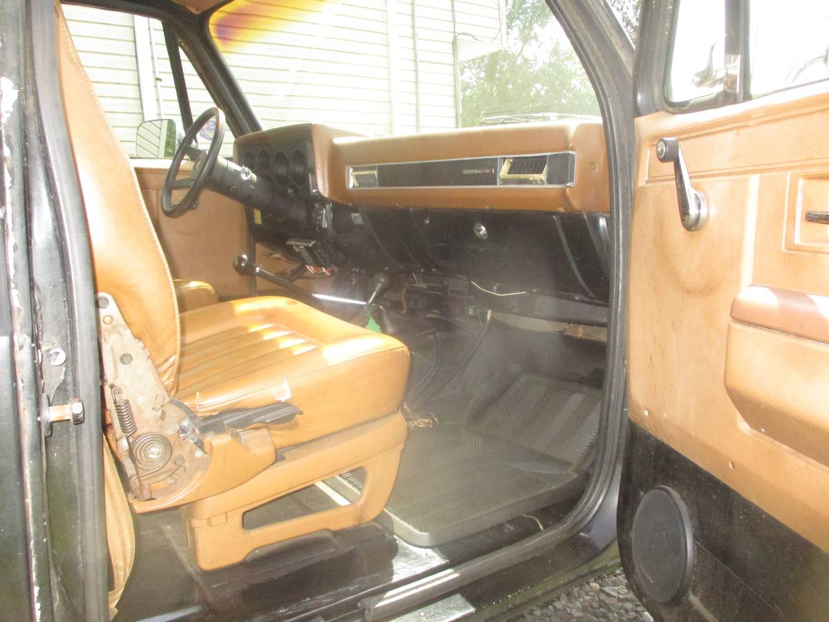 Chevrolet-blazer-12-ton-nominal-1990-black-10