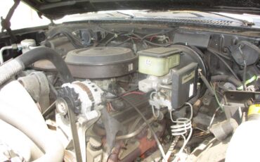 Chevrolet-blazer-12-ton-nominal-1990-black-21
