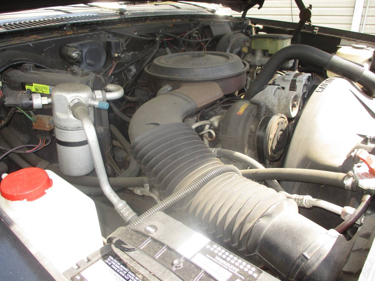Chevrolet-blazer-12-ton-nominal-1990-black-22