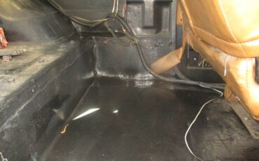 Chevrolet-blazer-12-ton-nominal-1990-black-9