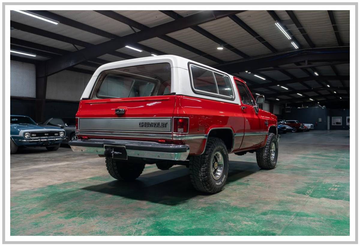 Chevrolet-blazer-1984-red-1