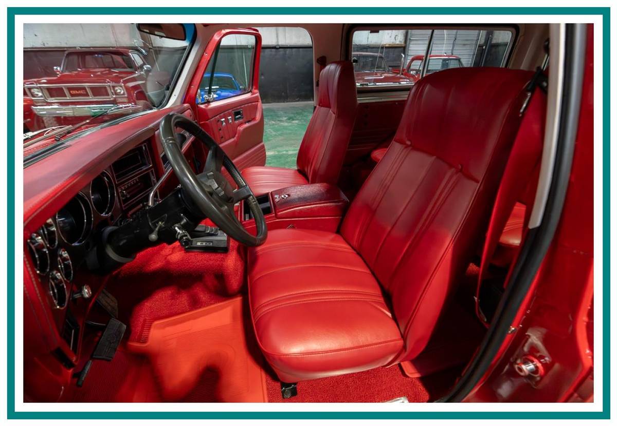 Chevrolet-blazer-1984-red-10