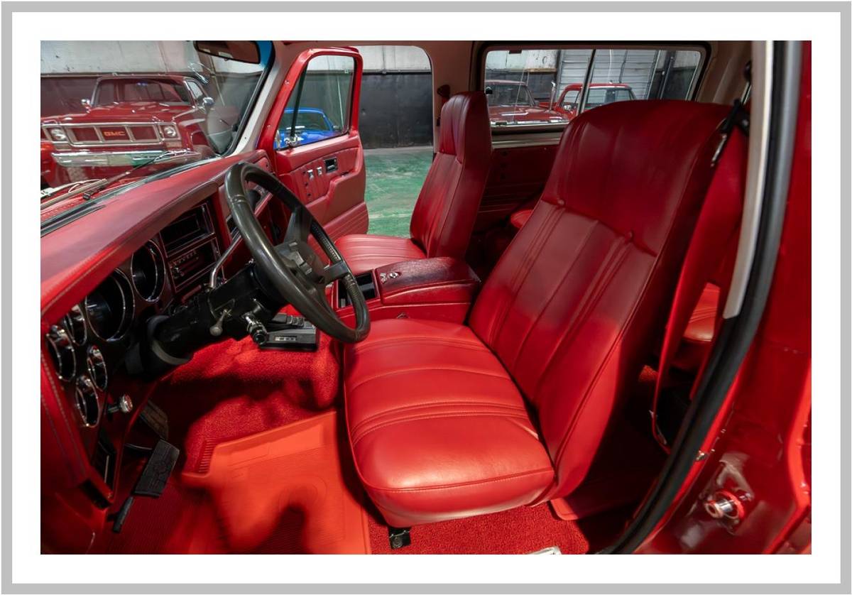 Chevrolet-blazer-1984-red-14
