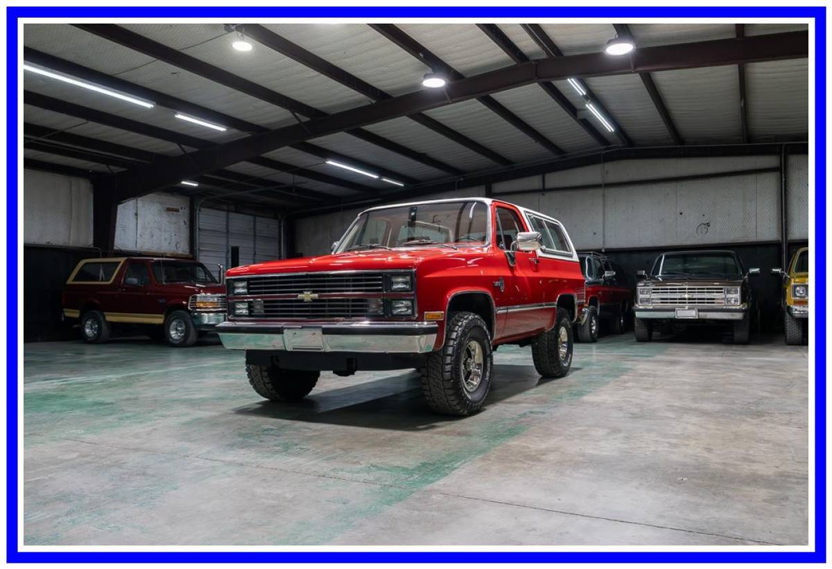 Chevrolet-blazer-1984-red-20