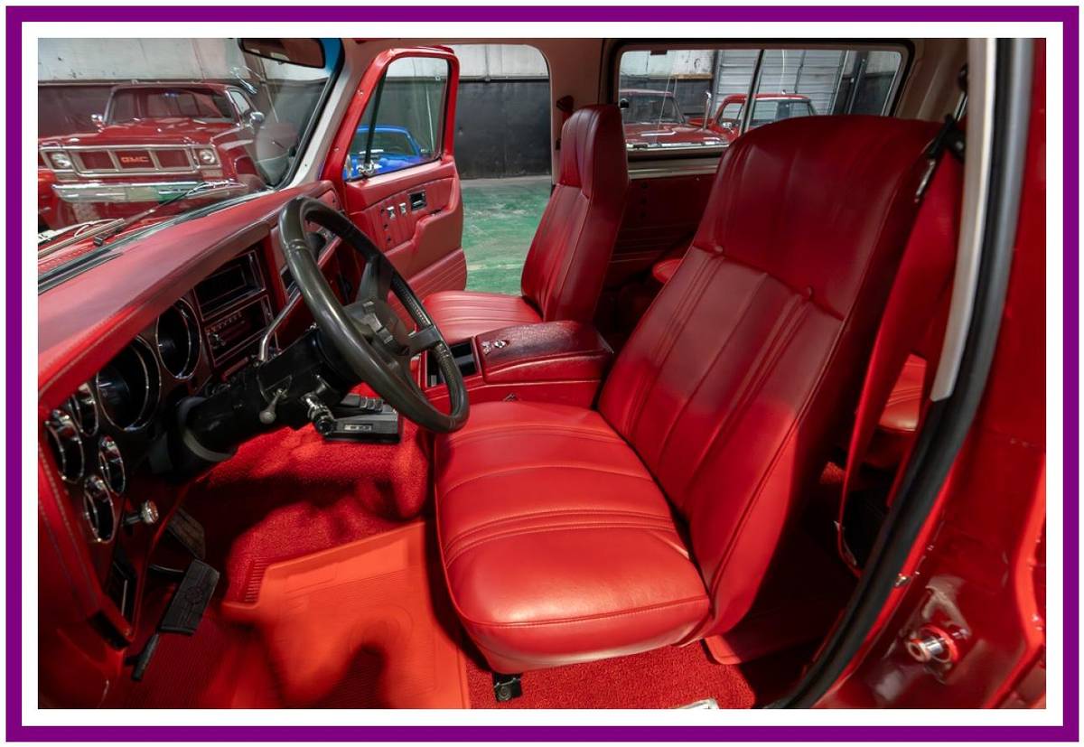 Chevrolet-blazer-1984-red-30