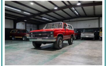 Chevrolet-blazer-1984-red-8