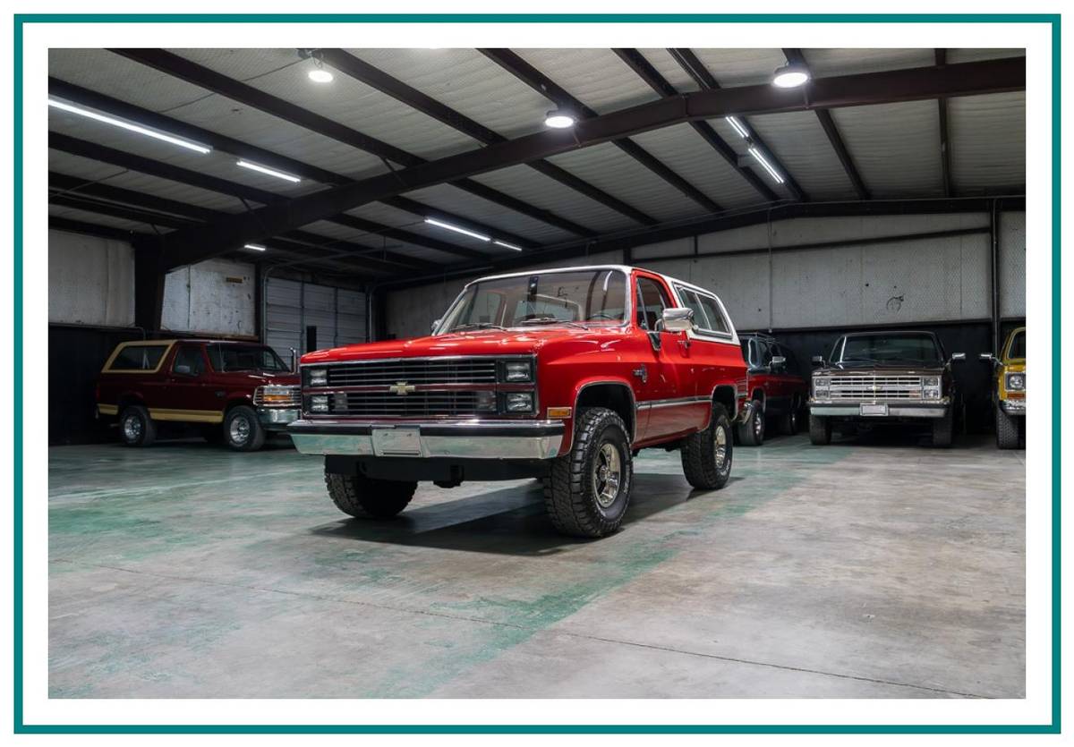 Chevrolet-blazer-1984-red-8