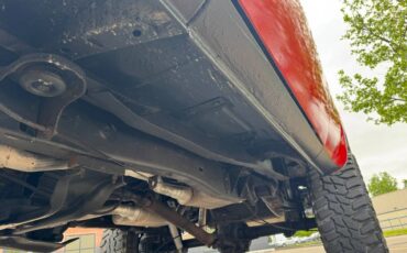 Chevrolet-blazer-1985-red-8
