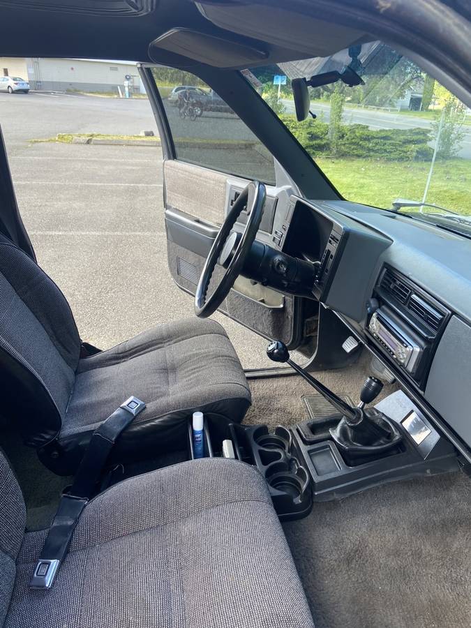Chevrolet-blazer-1986-black-4