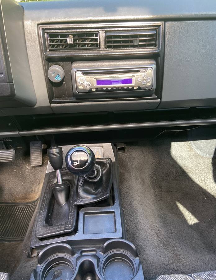 Chevrolet-blazer-1986-black-5