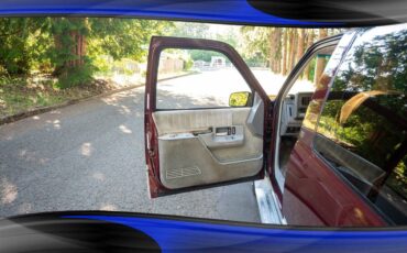 Chevrolet-blazer-2-door-4x4-k5-blazer-silverado-1992-red-9