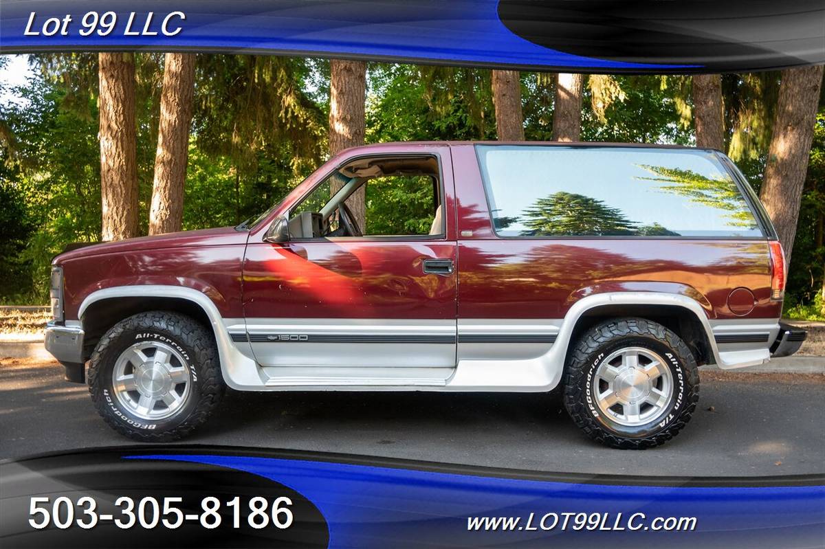 Chevrolet-blazer-2-door-4x4-k5-blazer-silverado-1992-red