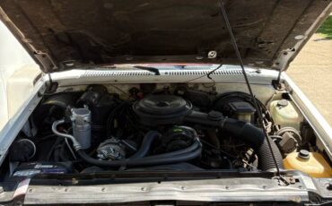 Chevrolet-blazer-s10-1986-white-1