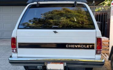 Chevrolet-blazer-s10-1986-white-5