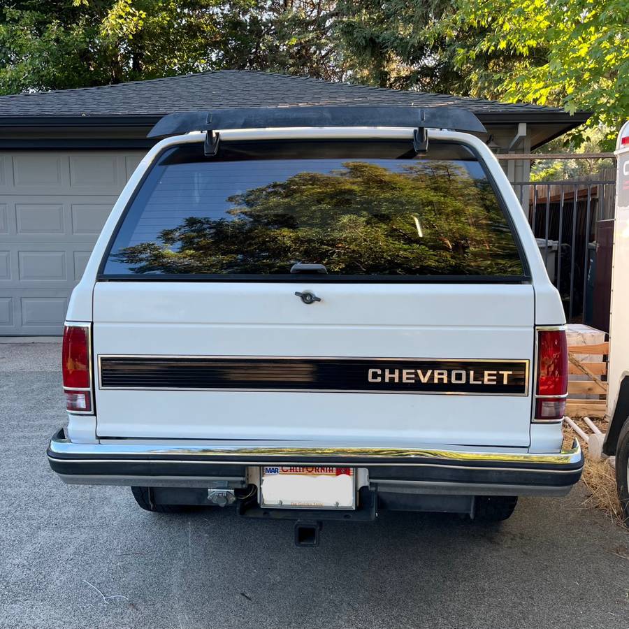 Chevrolet-blazer-s10-1986-white-5