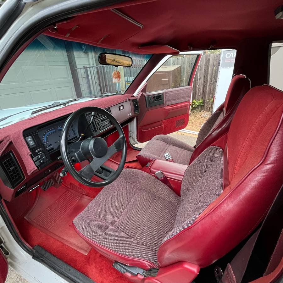 Chevrolet-blazer-s10-1986-white-7