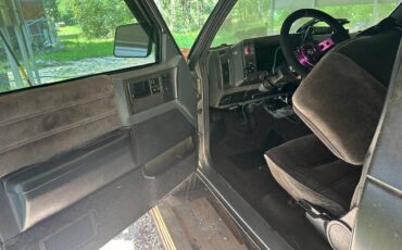 Chevrolet-blazer-s10-1990-black-10