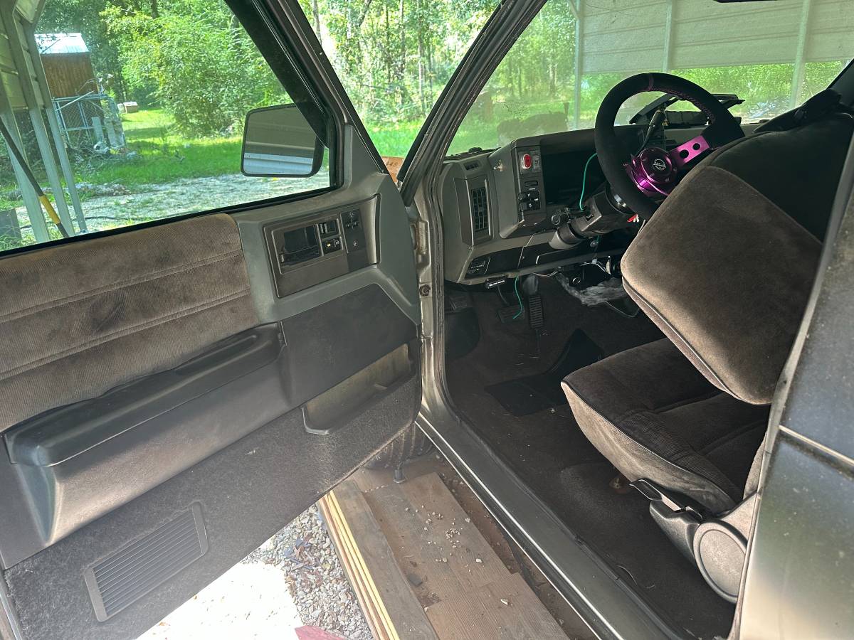 Chevrolet-blazer-s10-1990-black-10