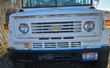 Chevrolet-bus-1986-2