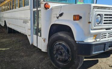 Chevrolet-bus-1986-9
