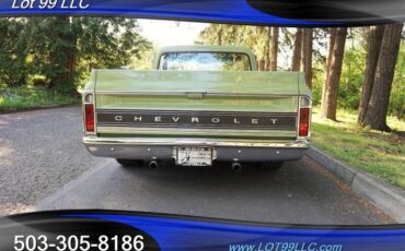 Chevrolet-c-10-cst-v8-auto-new-1969-green-22
